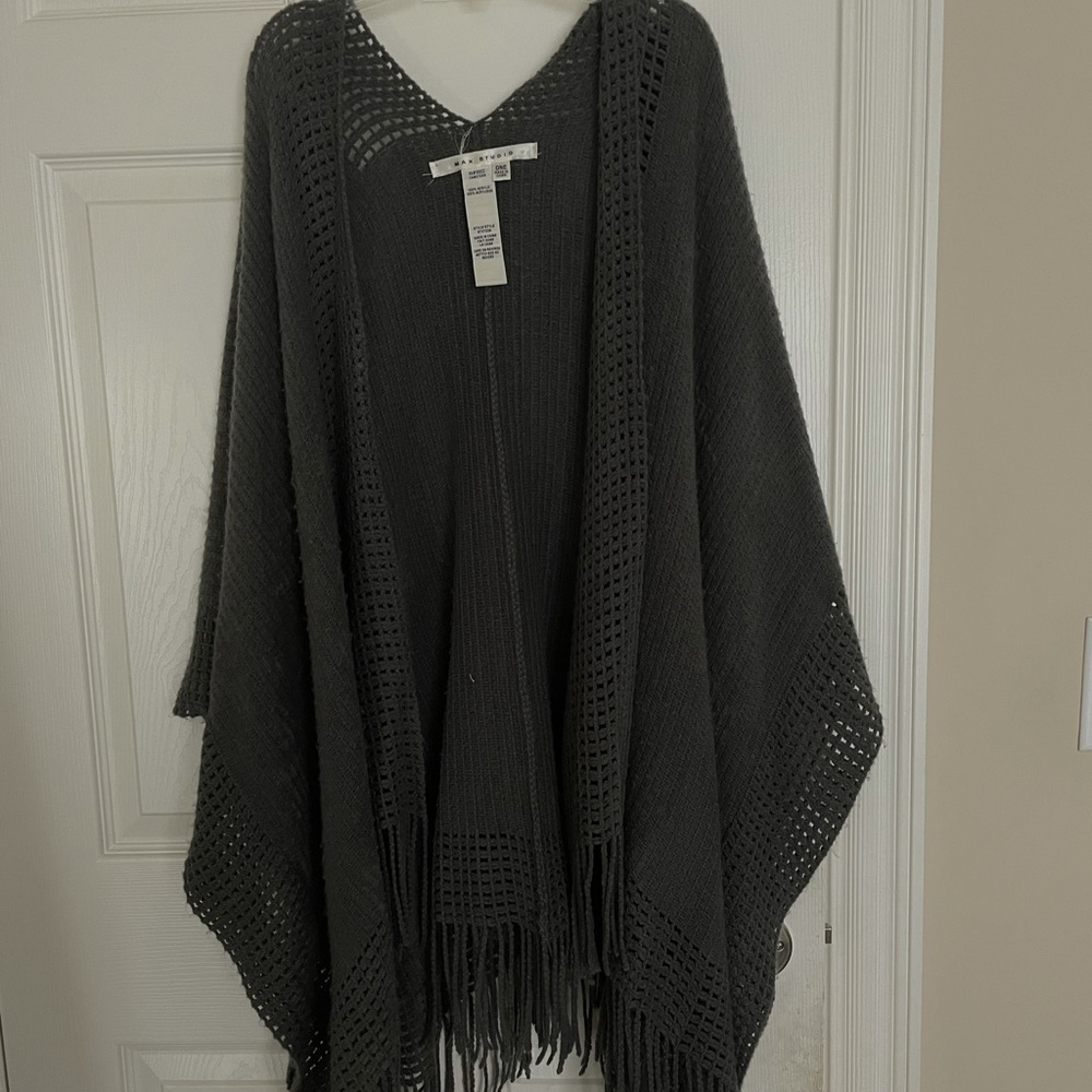 max studio gray poncho style cardigan in one size
